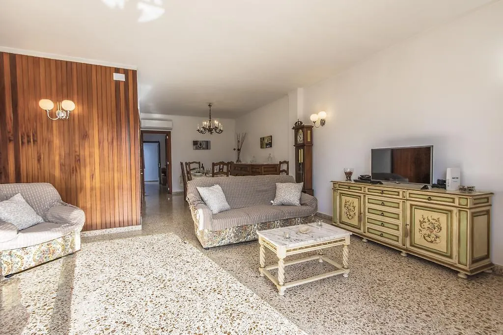 Holiday home Townhouse Dionis By Homevillas360 Pollenca Spain